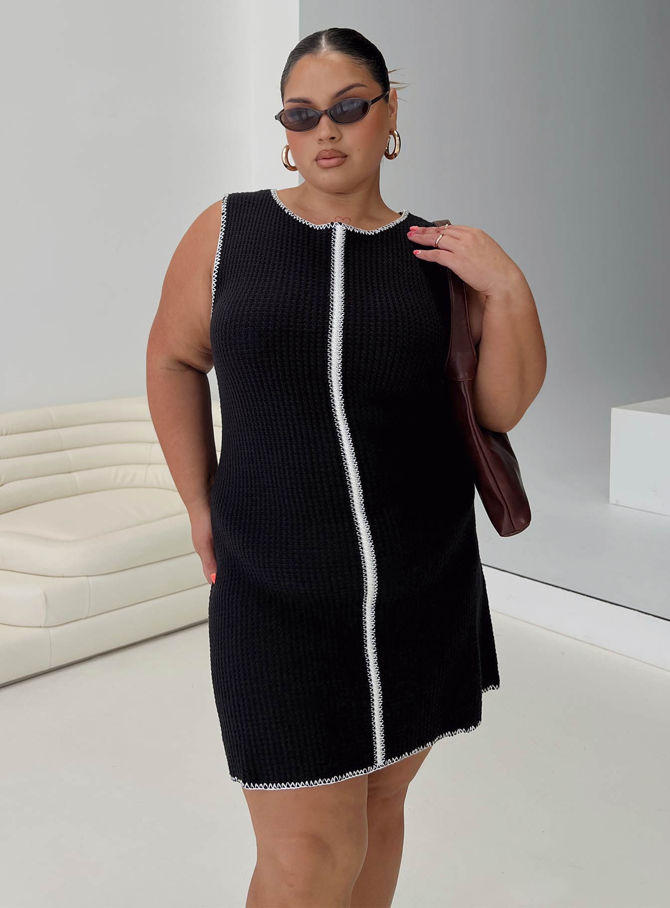 Carlisha Knit Mini Dress Black / White Curve