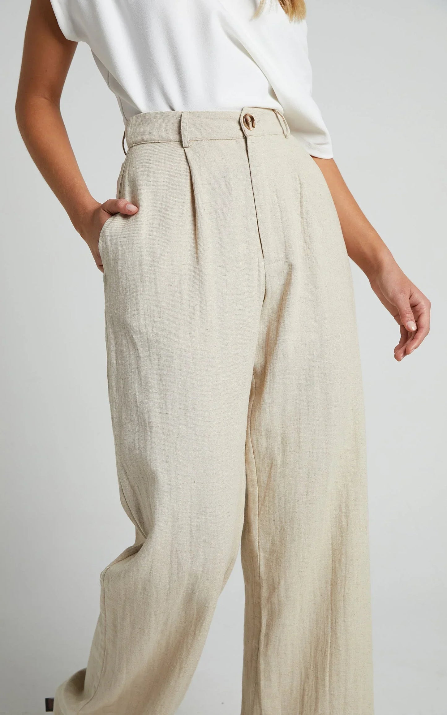 Larissa Trousers - Linen Mid Waisted Relaxed Straight Leg Trousers in Oatmeal