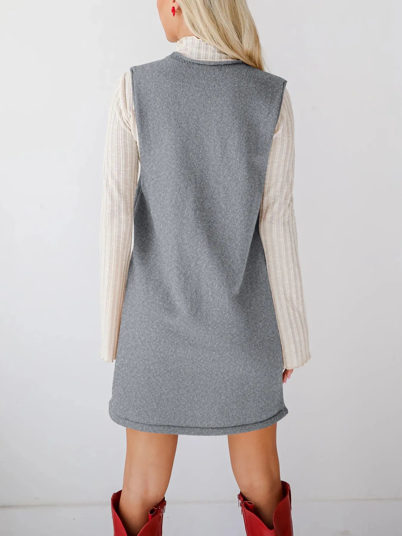 Sleeveless Knit Dress with Pockets